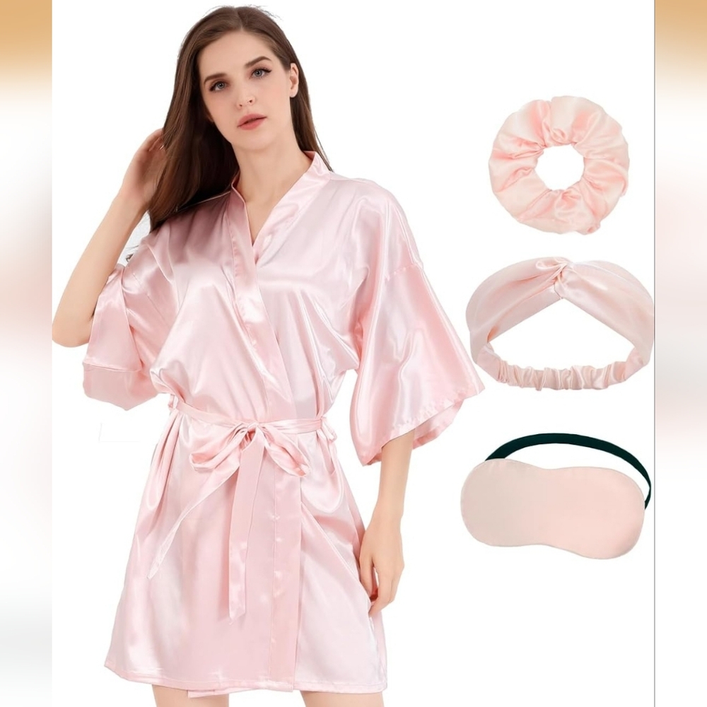 Robe Pink Silky Satin Womens 3pc. Size XXL/XXXL